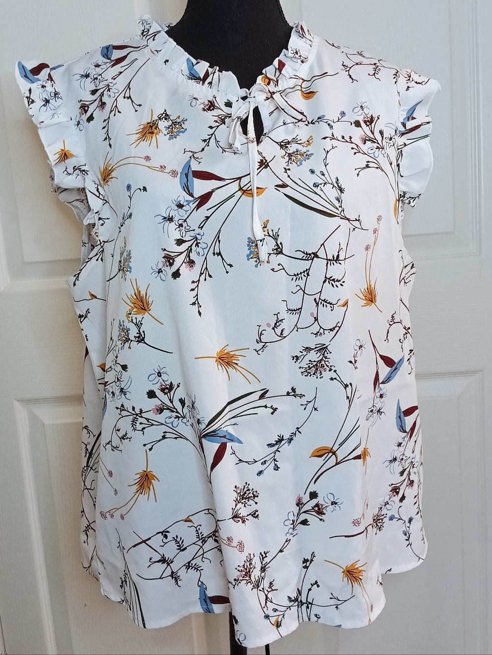 SHEIN White Floral Ruffle Tie-Neck Camisole with Blue and Yellow Accents